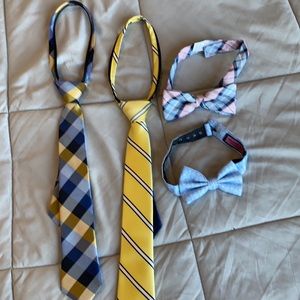 4 bows ties